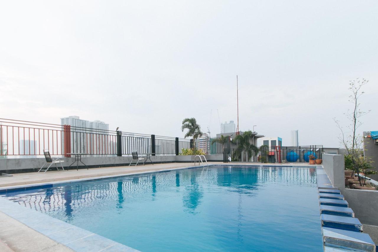 Reddoorz @ Melbourne Suites Makati Makati City Екстериор снимка